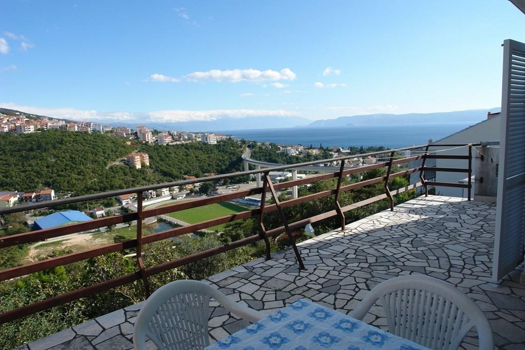 Beautiful Apartment In Crikvenica With Kitchen Room photo