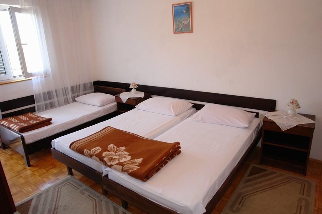 Beautiful Apartment In Crikvenica With Kitchen Room photo